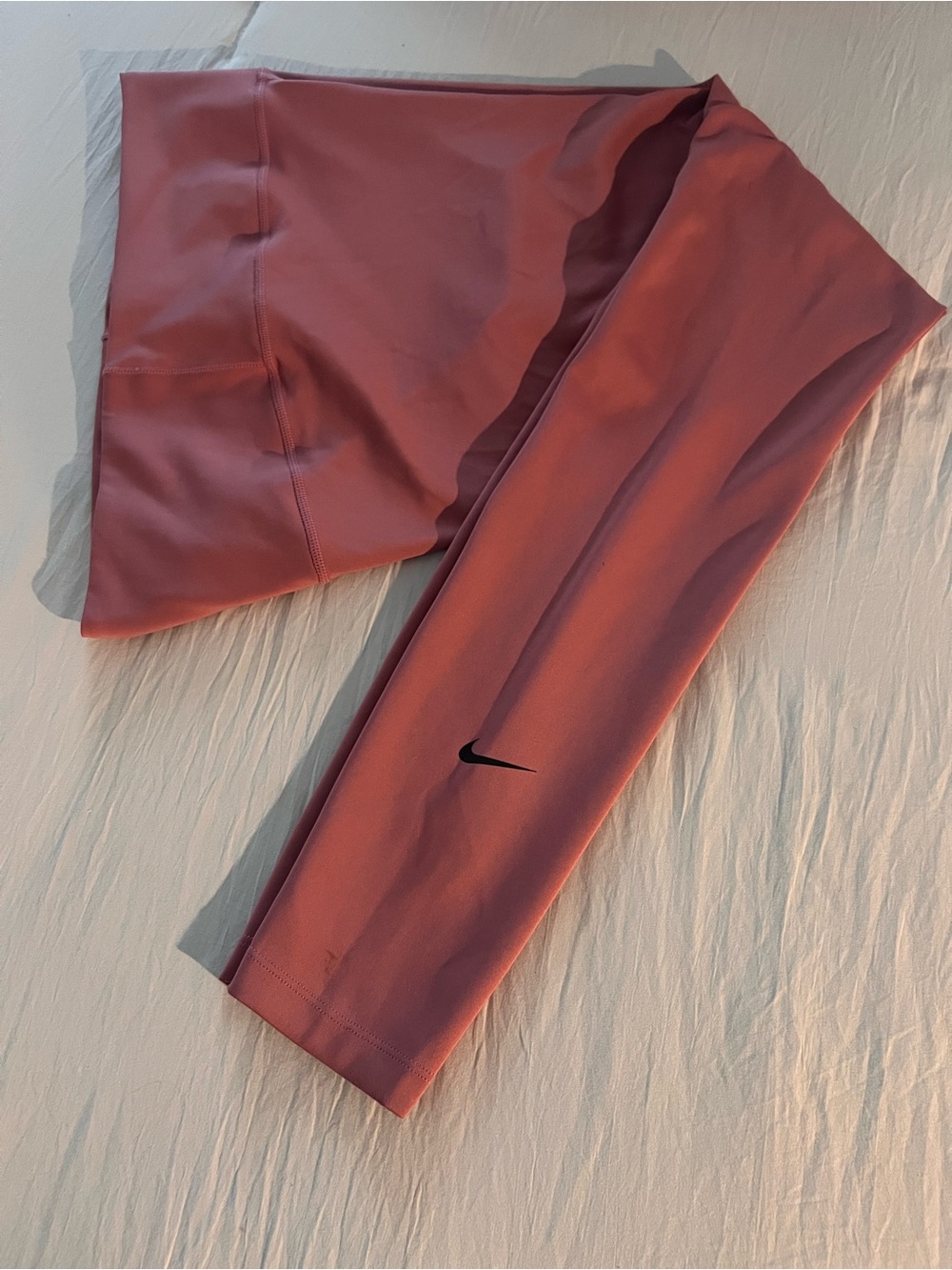 Nike Mauve Rose Workout Leggings with Black Swoosh